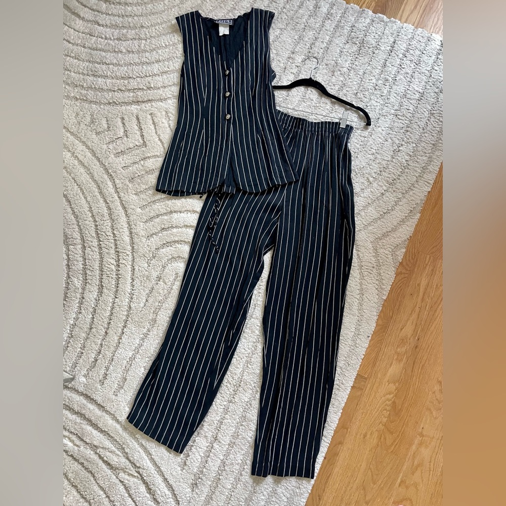 Vintage Black & White 2 piece set